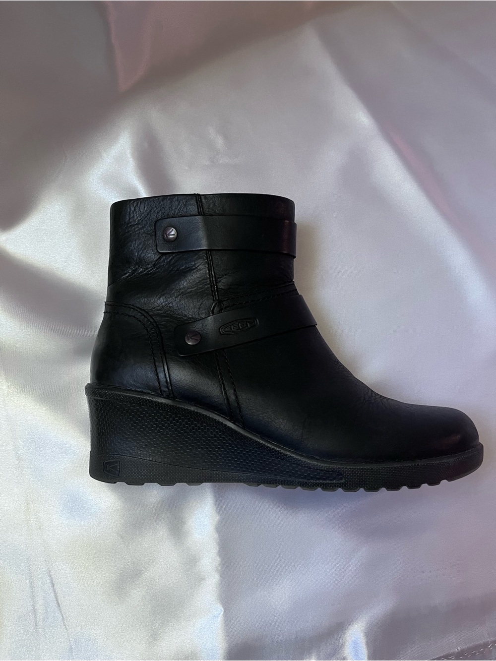KEEN Kate Black Wedge Leather Ankle Boots